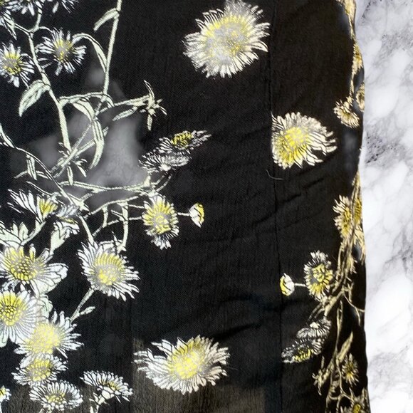 Obey Daisy Print Skirt - Picture 10 of 12
